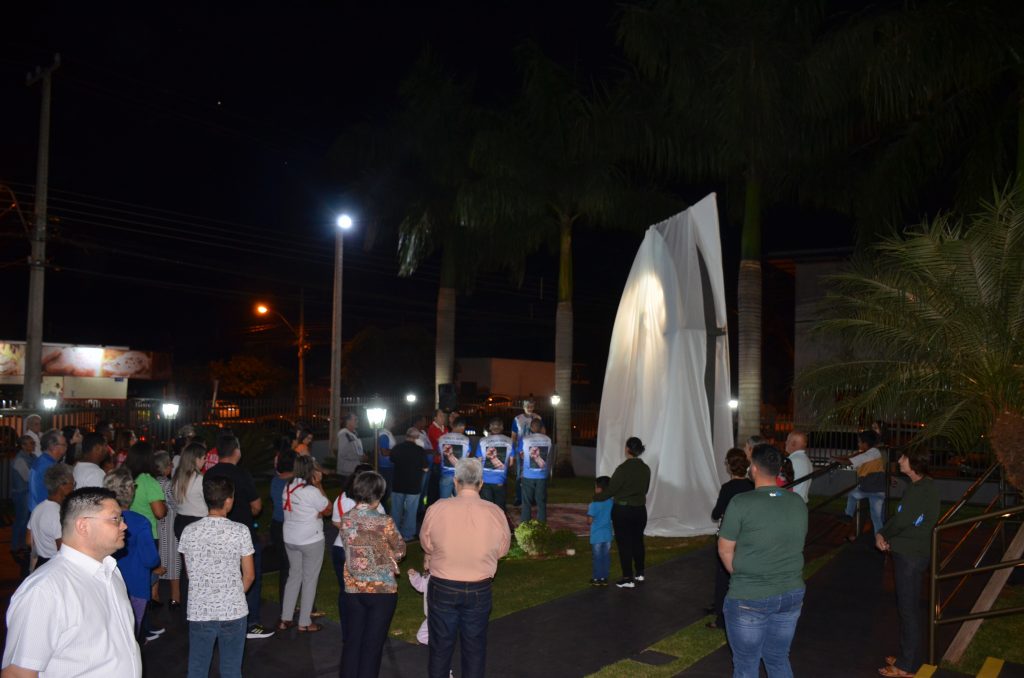 Paróquia de Dourados inaugura grandiosa imagem de Nossa Senhora Aparecida