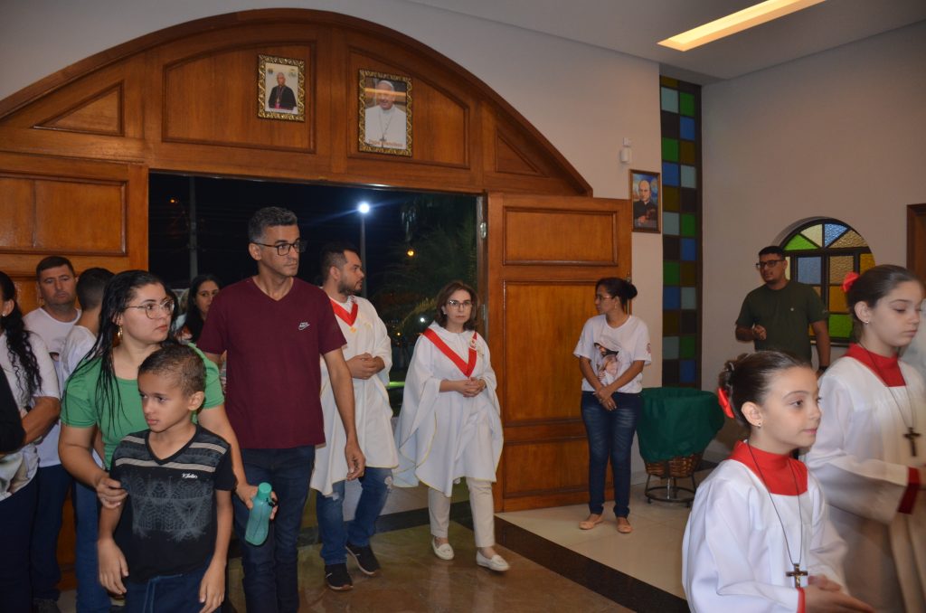 Paróquia de Dourados inaugura grandiosa imagem de Nossa Senhora Aparecida