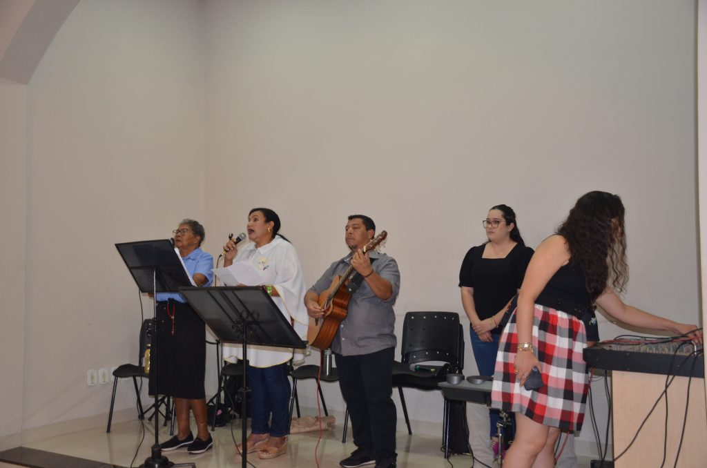 Paróquia de Dourados inaugura grandiosa imagem de Nossa Senhora Aparecida