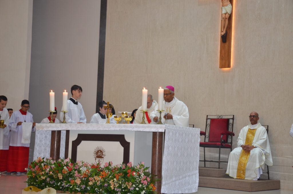 Paróquia de Dourados inaugura grandiosa imagem de Nossa Senhora Aparecida