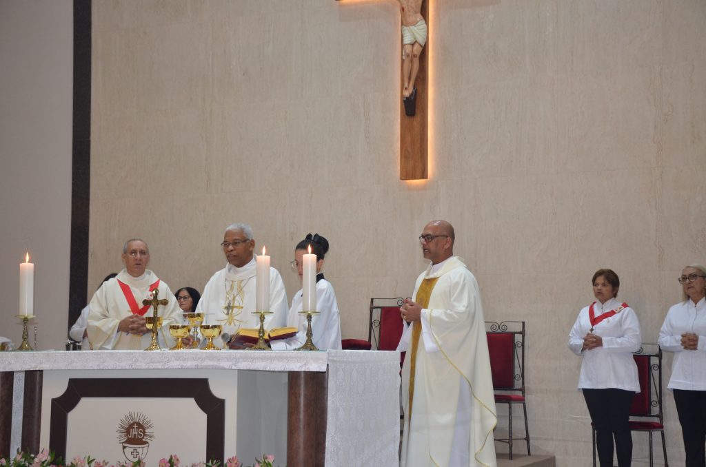 Paróquia de Dourados inaugura grandiosa imagem de Nossa Senhora Aparecida