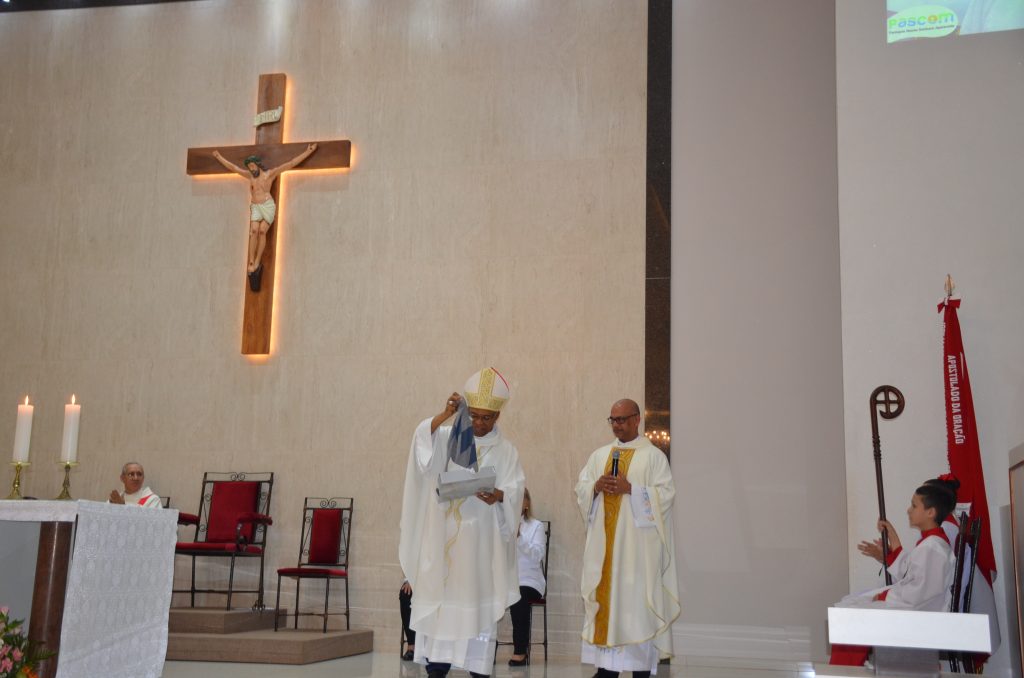 Paróquia de Dourados inaugura grandiosa imagem de Nossa Senhora Aparecida