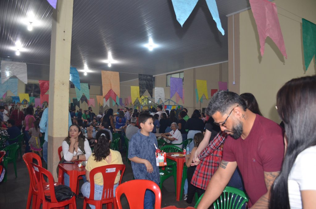 Paróquia de Dourados inaugura grandiosa imagem de Nossa Senhora Aparecida