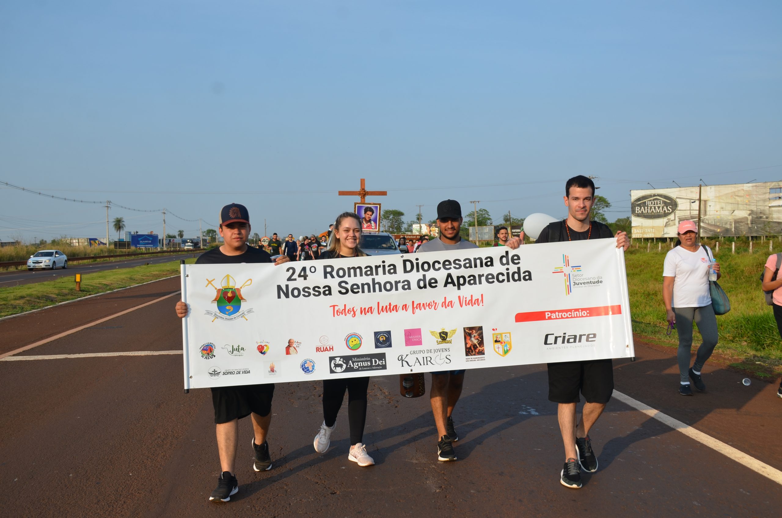 Romaria de N.Sra. Aparecida leva milhares de fiéis ao Santuário de Vila São Pedro