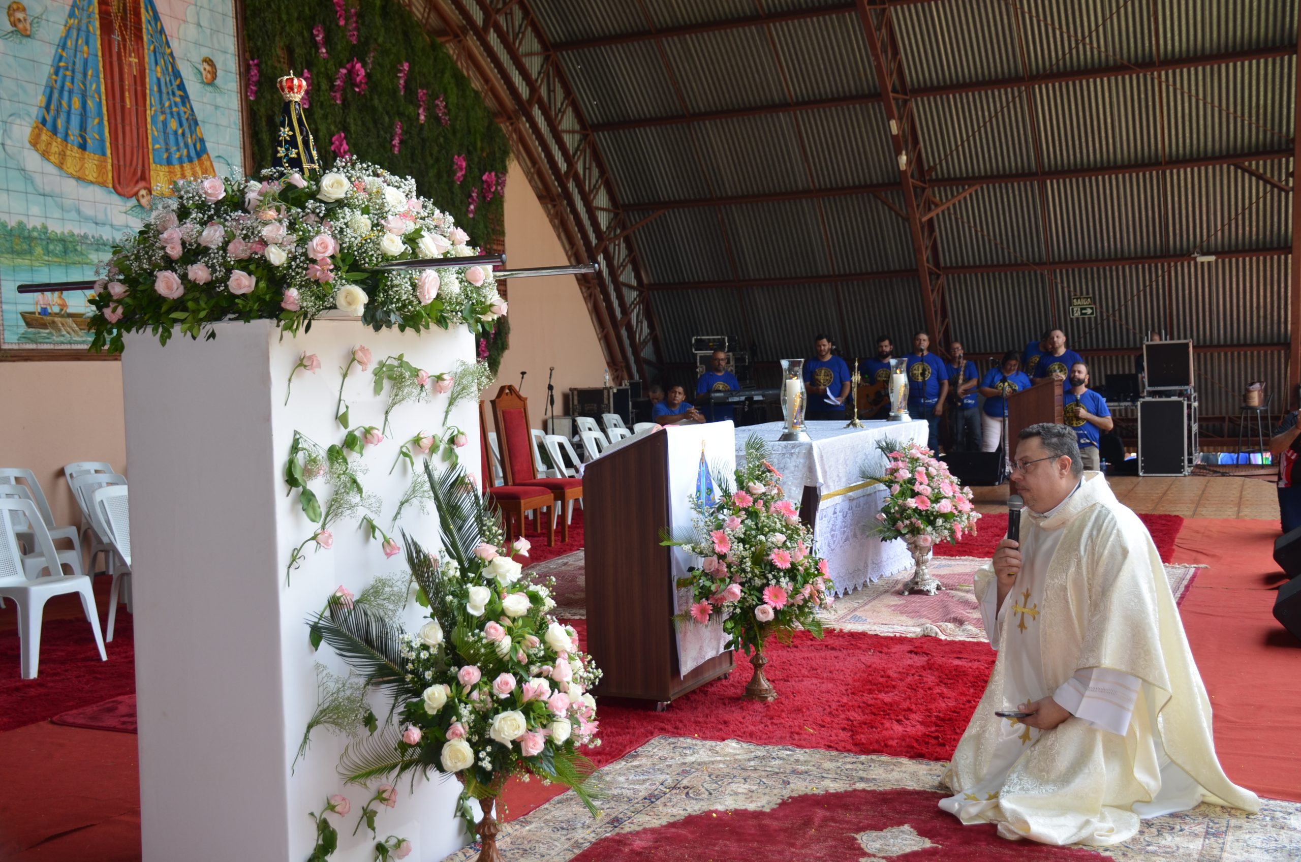 Romaria de N.Sra. Aparecida leva milhares de fiéis ao Santuário de Vila São Pedro