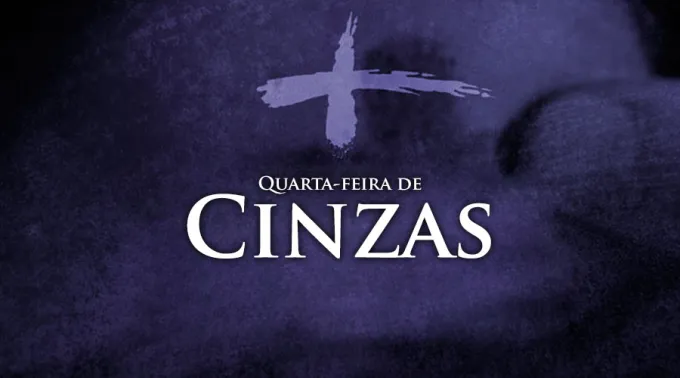 Com a expressão “Lembra-te de que és pó e ao pó voltarás”, recorda-se a fragilidade da vida humana e que a morte é um destino inevitável.