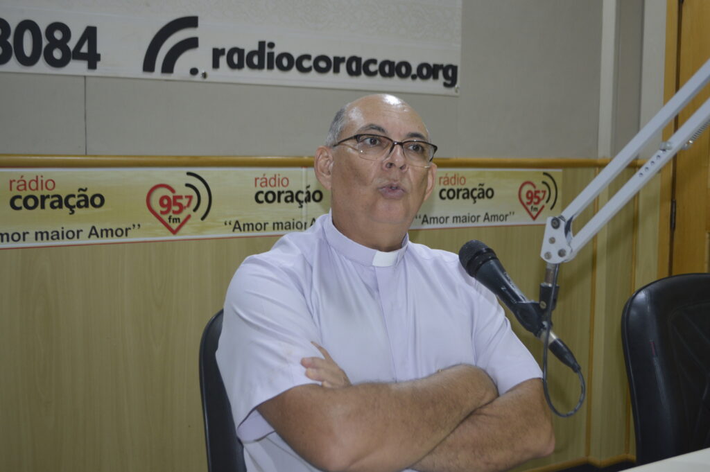 Um só Coração: Pe. Wilson Cardoso fala da Semana Santa e de sua nova formação