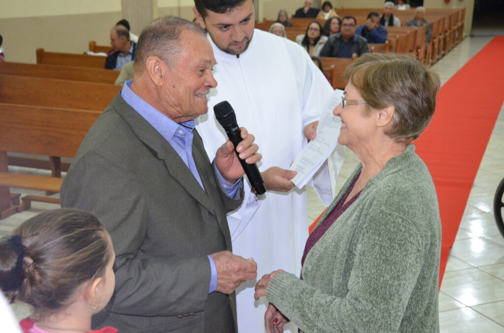 Sr. Adão Mascate e Sra. Maria: 50 anos de Matrimônio