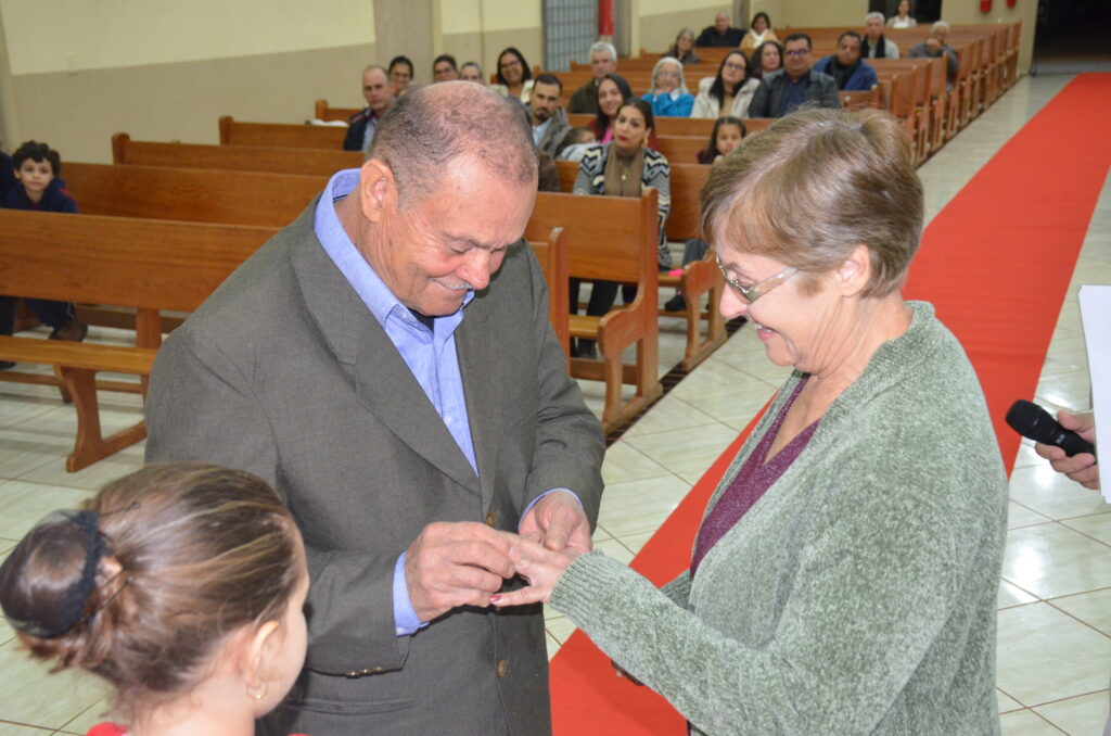 Sr. Adão Mascate e Sra. Maria: 50 anos de Matrimônio