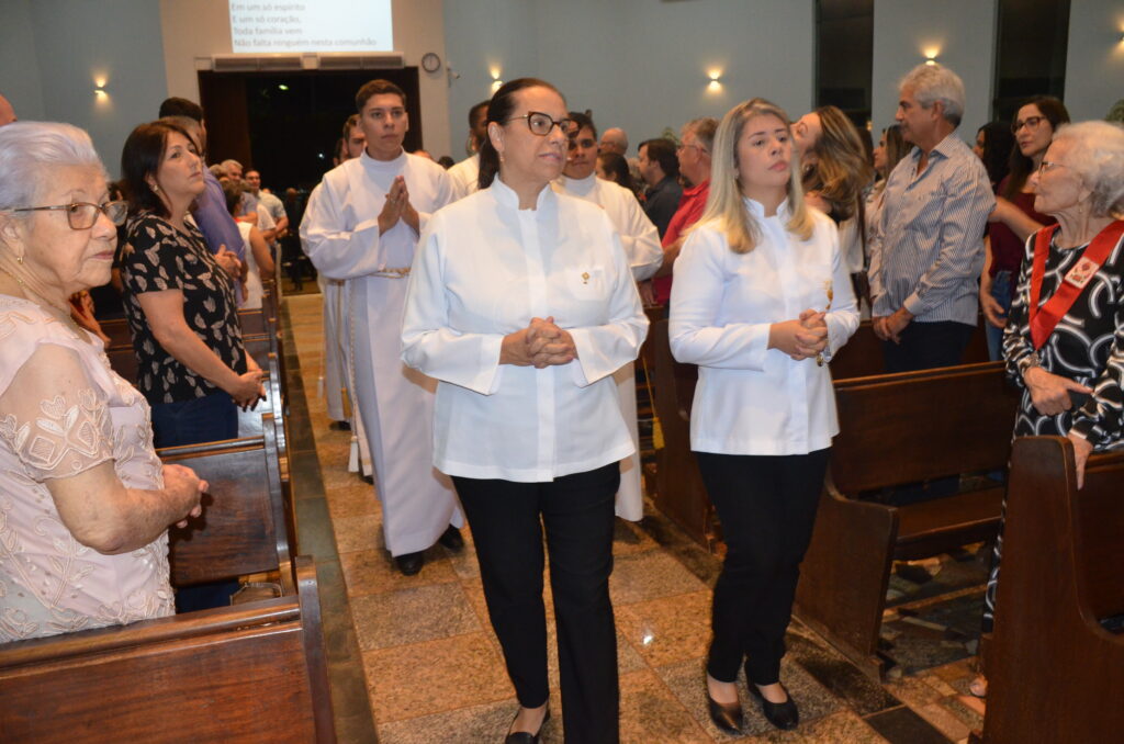 Missa em Ação de Graças e homenagens marcam os 16 anos de sacerdócio do Pe. Marcos Roberto