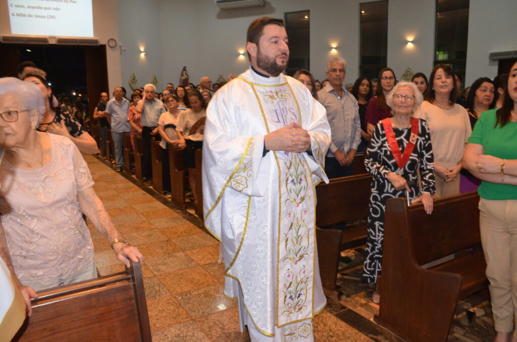 Missa em Ação de Graças e homenagens marcam os 16 anos de sacerdócio do Pe. Marcos Roberto