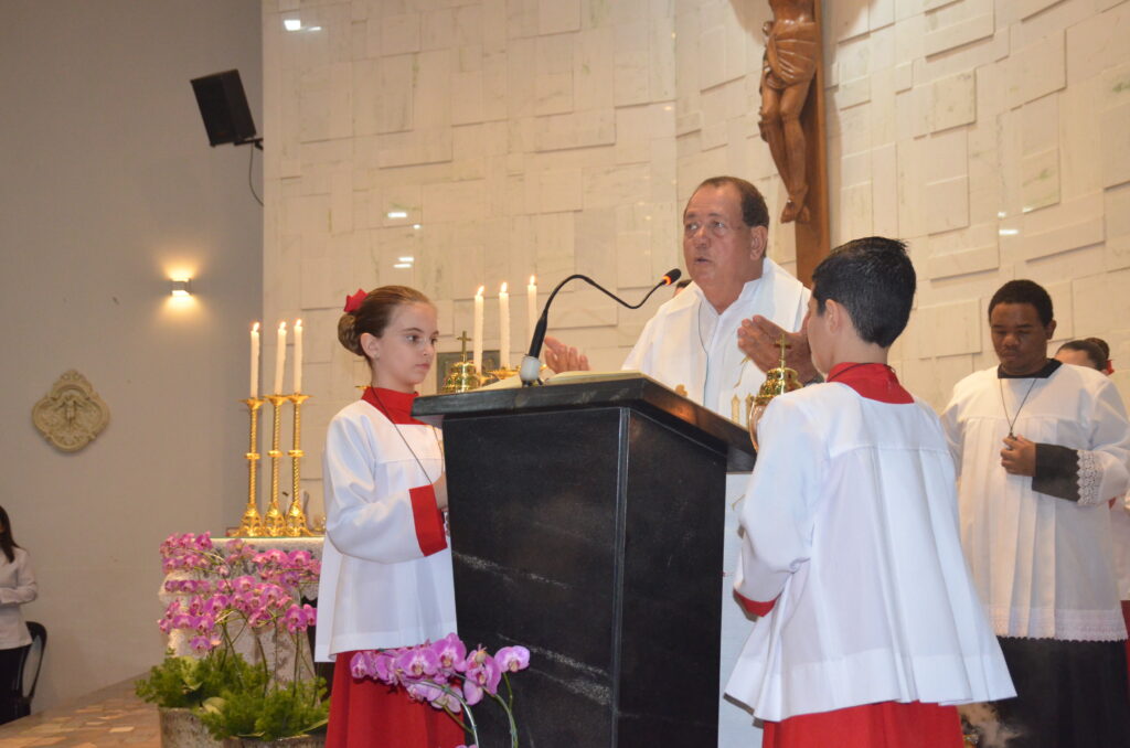 Missa em Ação de Graças e homenagens marcam os 16 anos de sacerdócio do Pe. Marcos Roberto