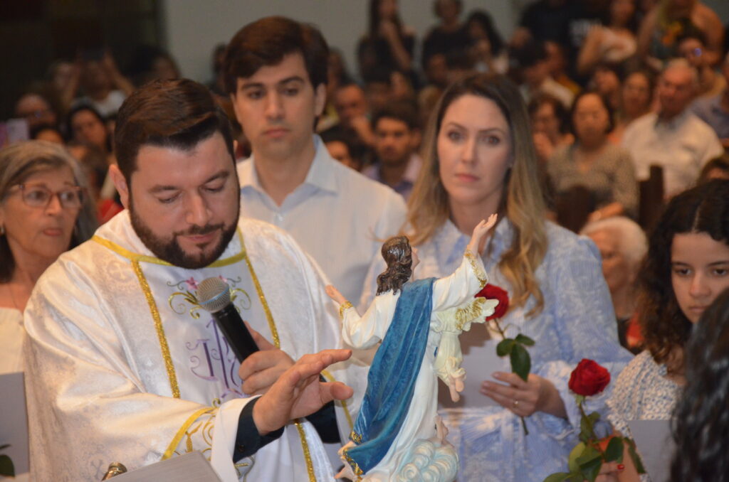 Missa em Ação de Graças e homenagens marcam os 16 anos de sacerdócio do Pe. Marcos Roberto