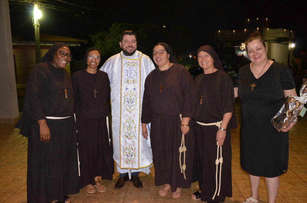 Missa em Ação de Graças e homenagens marcam os 16 anos de sacerdócio do Pe. Marcos Roberto