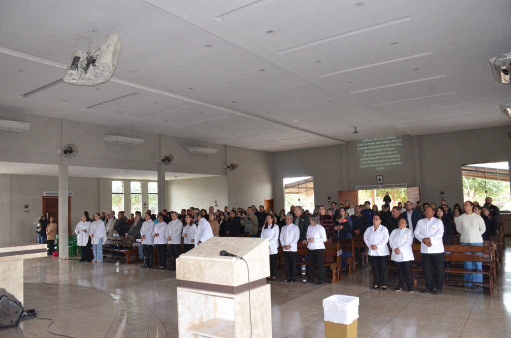 Dom Henrique preside Solenidade de Dedicação do Novo Altar do Santuário Pe. Pio