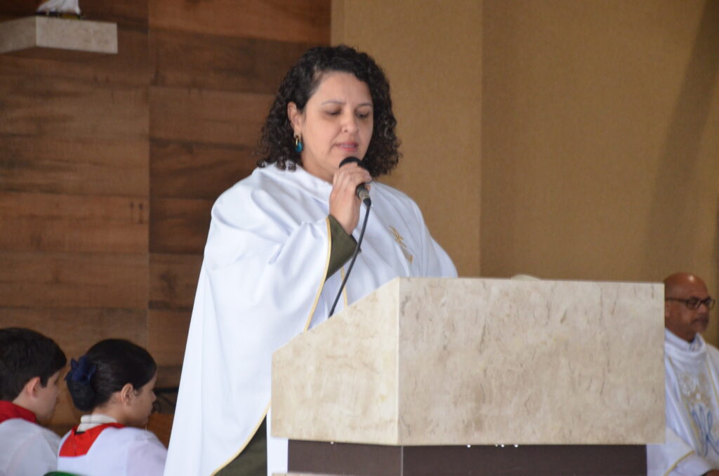 Dom Henrique preside Solenidade de Dedicação do Novo Altar do Santuário Pe. Pio