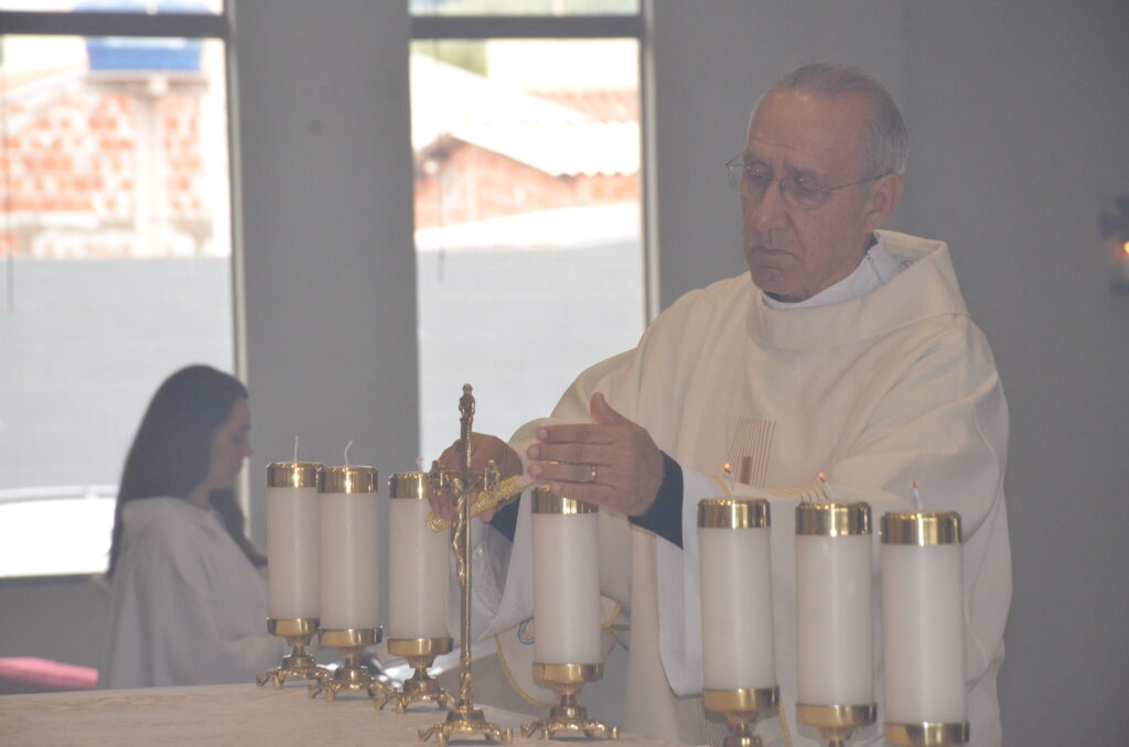 Dom Henrique preside Solenidade de Dedicação do Novo Altar do Santuário Pe. Pio