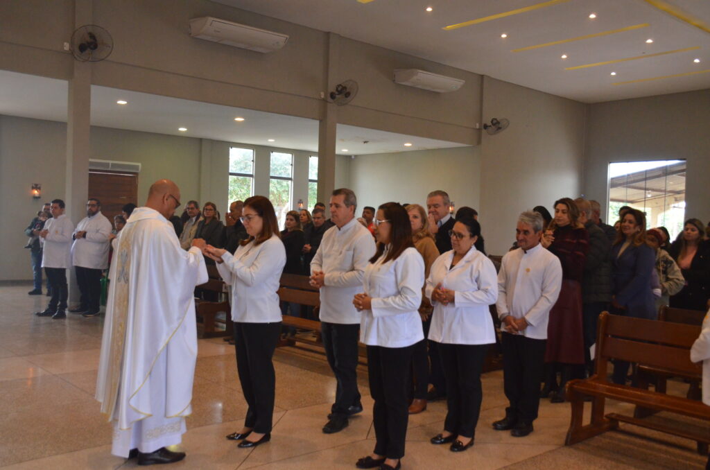 Dom Henrique preside Solenidade de Dedicação do Novo Altar do Santuário Pe. Pio