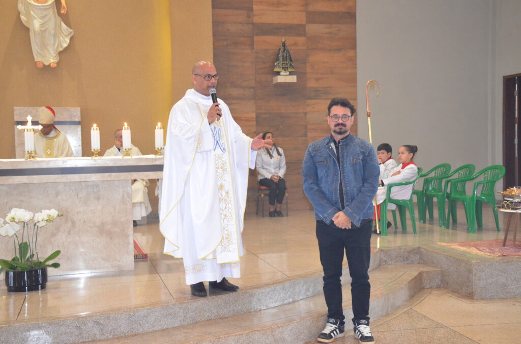 Dom Henrique preside Solenidade de Dedicação do Novo Altar do Santuário Pe. Pio