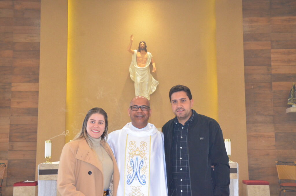 Dom Henrique preside Solenidade de Dedicação do Novo Altar do Santuário Pe. Pio