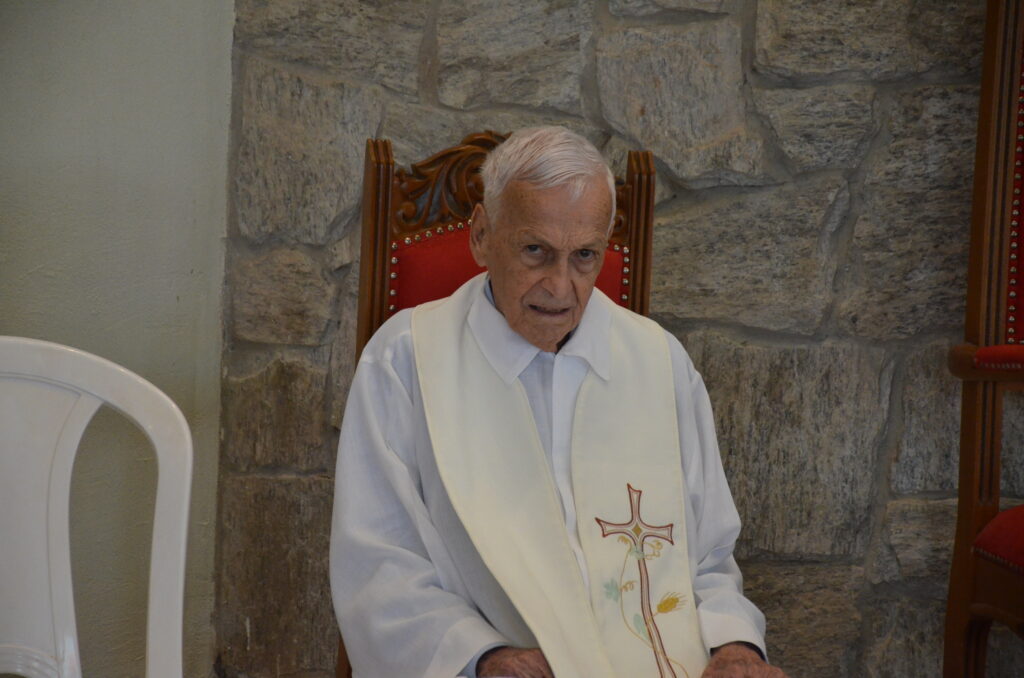 Missa em Ação de Graças pelos 90 anos do Padre Wilbert(Beto)