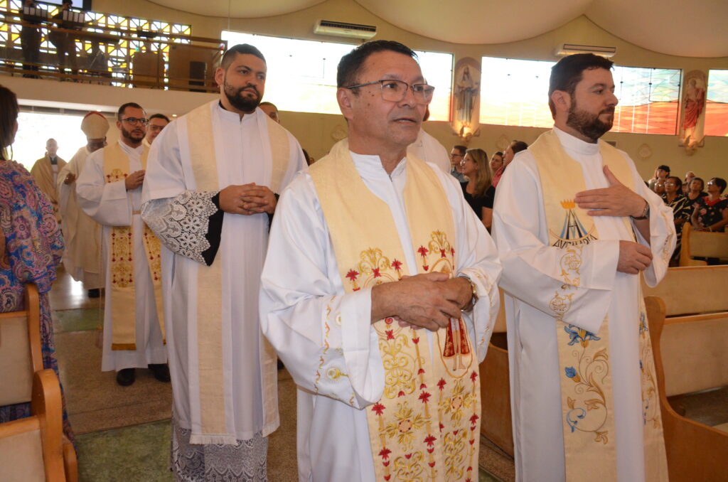 Missa em Ação de Graças pelos 90 anos do Padre Wilbert(Beto)