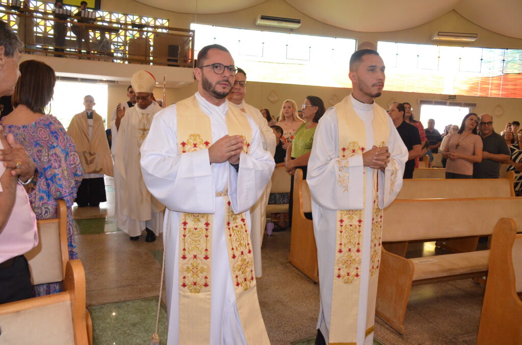 Missa em Ação de Graças pelos 90 anos do Padre Wilbert(Beto)