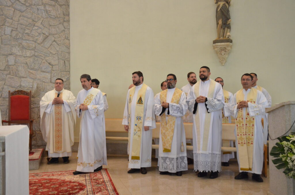 Missa em Ação de Graças pelos 90 anos do Padre Wilbert(Beto)