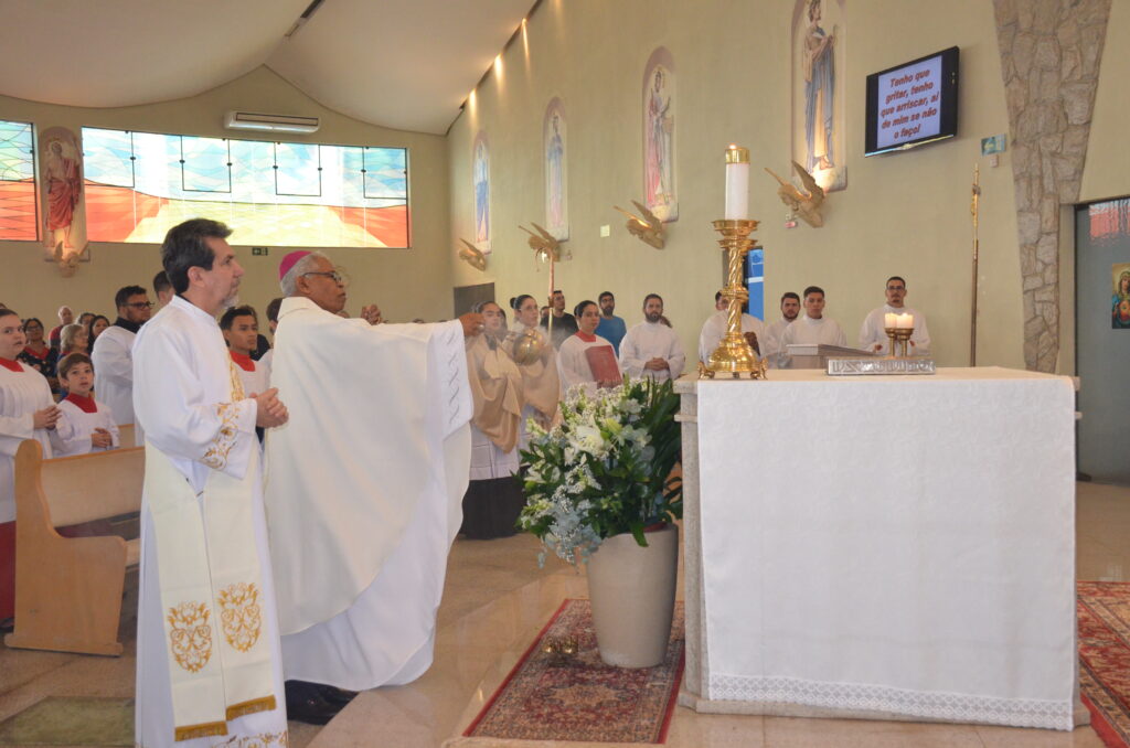 Missa em Ação de Graças pelos 90 anos do Padre Wilbert(Beto)