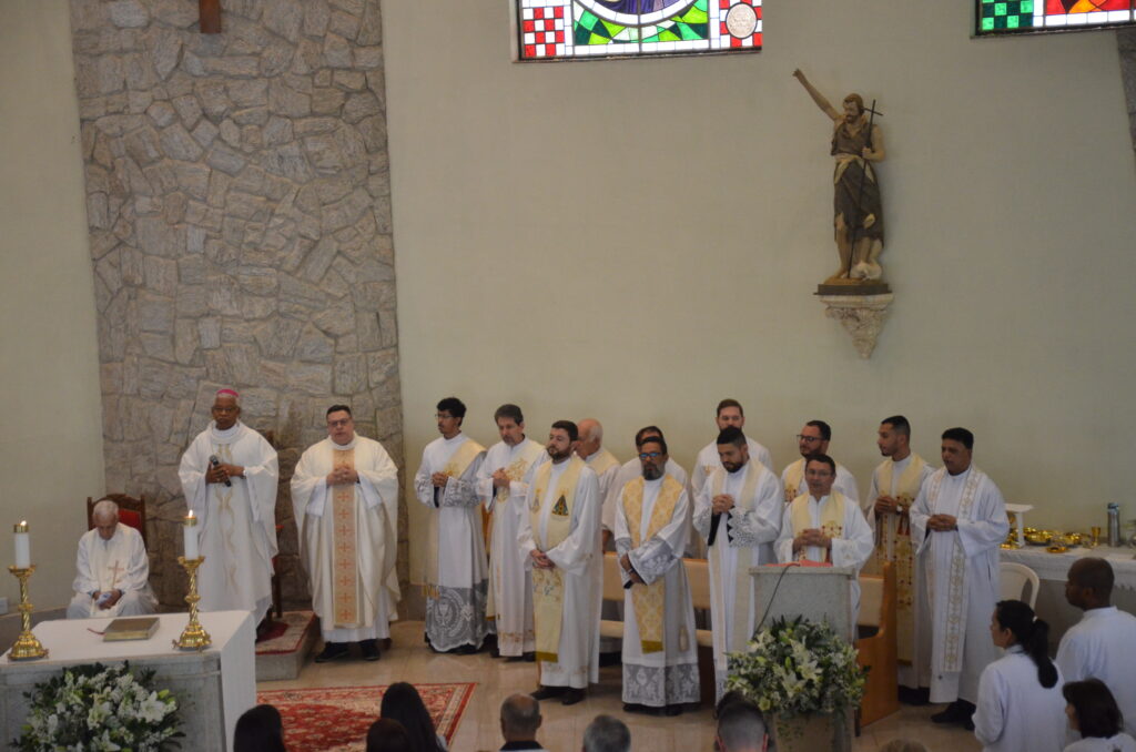 Missa em Ação de Graças pelos 90 anos do Padre Wilbert(Beto)