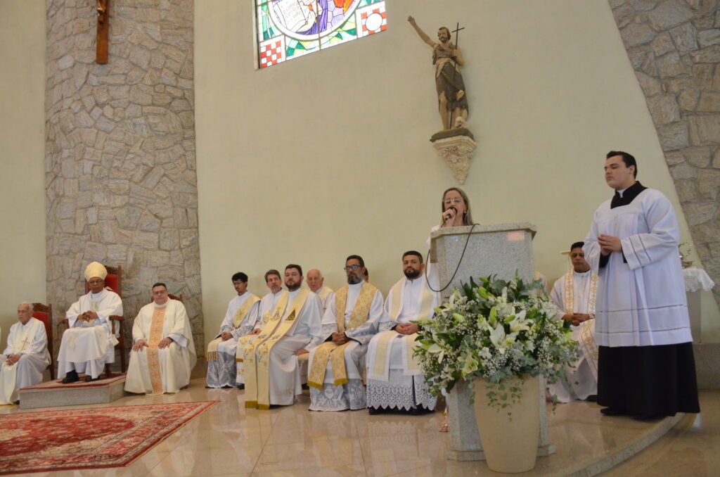 Missa em Ação de Graças pelos 90 anos do Padre Wilbert(Beto)