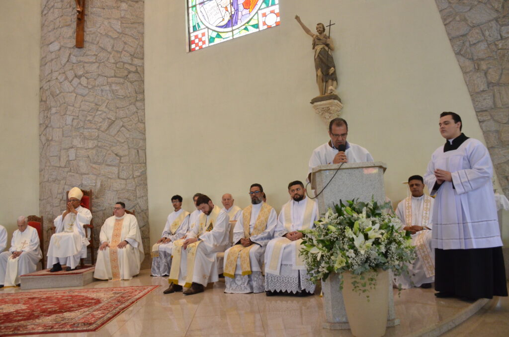 Missa em Ação de Graças pelos 90 anos do Padre Wilbert(Beto)