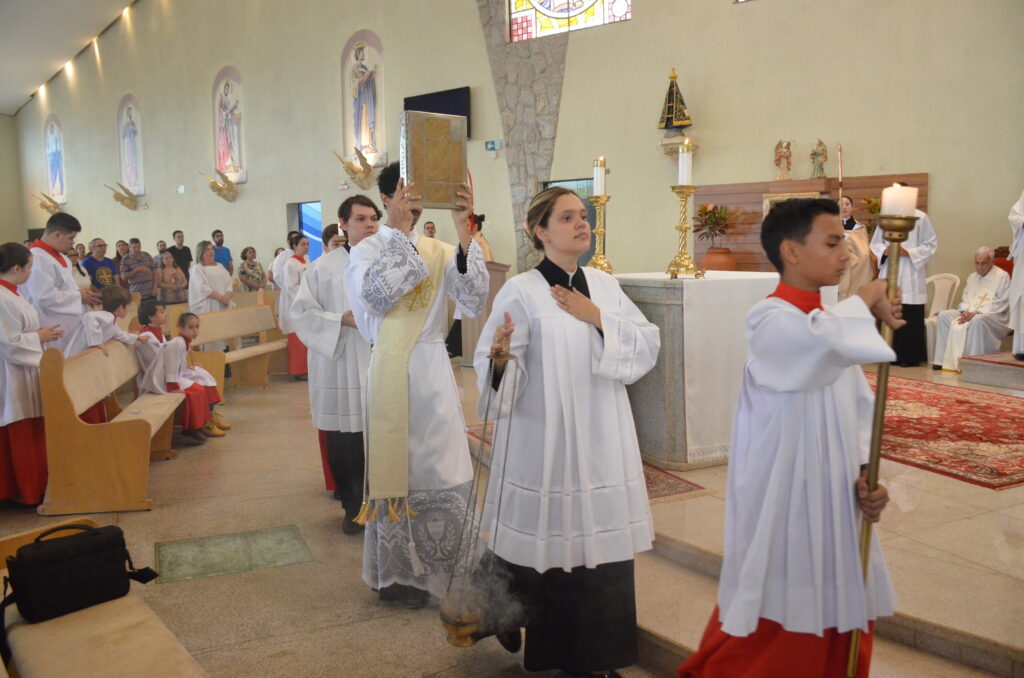 Missa em Ação de Graças pelos 90 anos do Padre Wilbert(Beto)