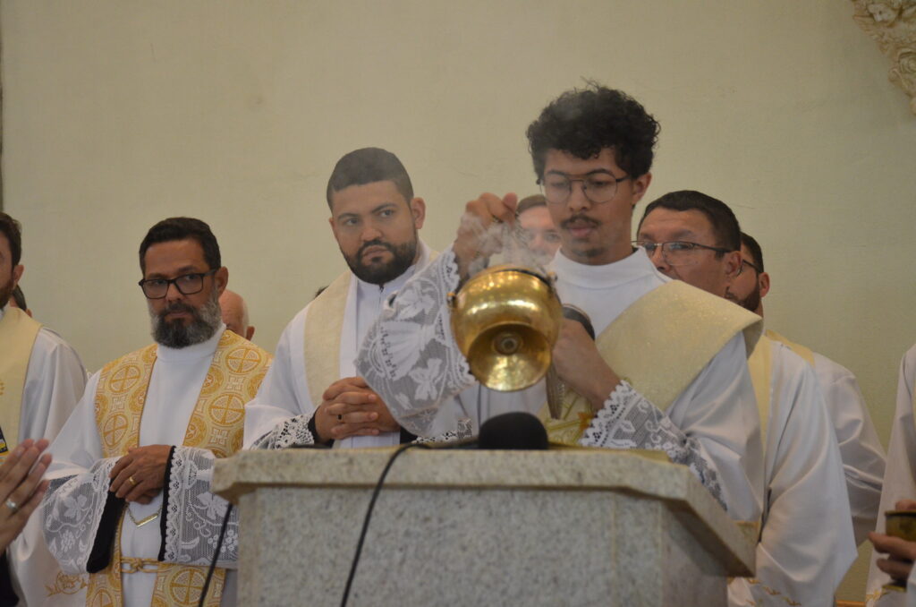 Missa em Ação de Graças pelos 90 anos do Padre Wilbert(Beto)