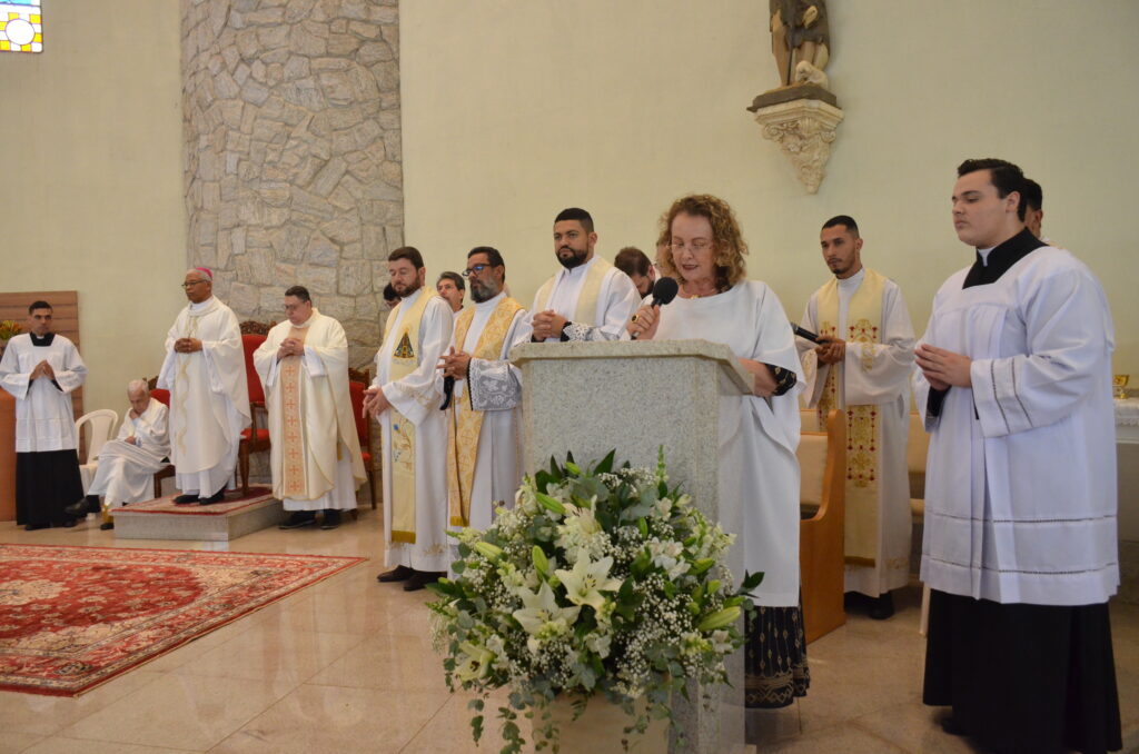 Missa em Ação de Graças pelos 90 anos do Padre Wilbert(Beto)