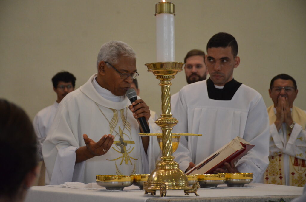 Missa em Ação de Graças pelos 90 anos do Padre Wilbert(Beto)