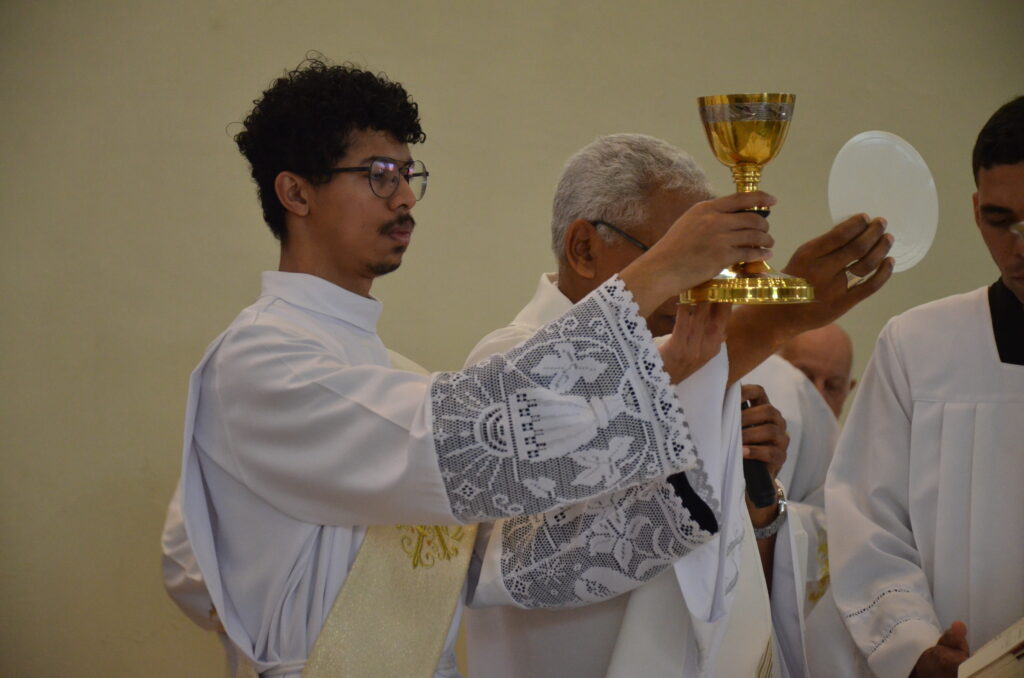 Missa em Ação de Graças pelos 90 anos do Padre Wilbert(Beto)