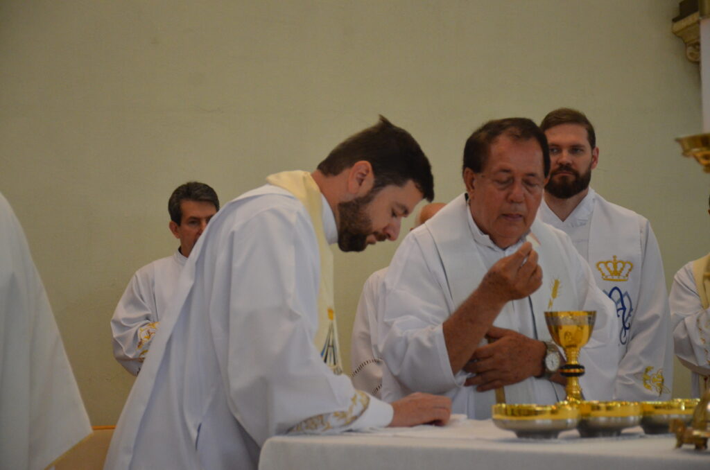 Missa em Ação de Graças pelos 90 anos do Padre Wilbert(Beto)