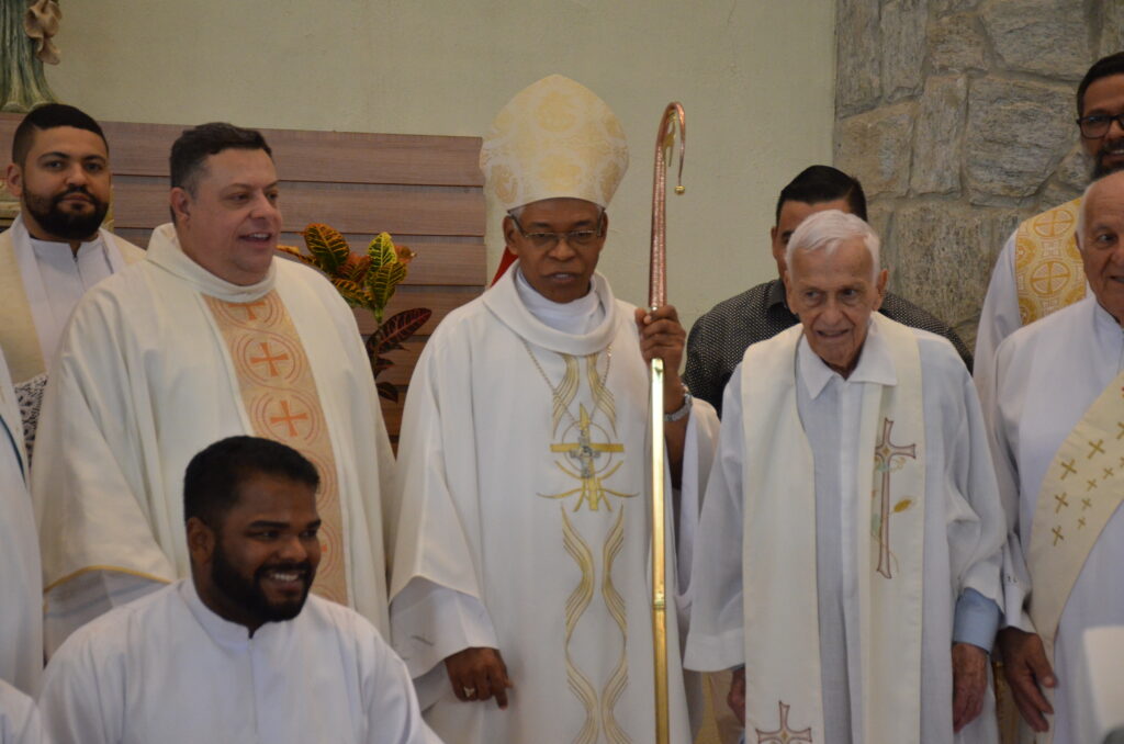 Missa em Ação de Graças pelos 90 anos do Padre Wilbert(Beto)