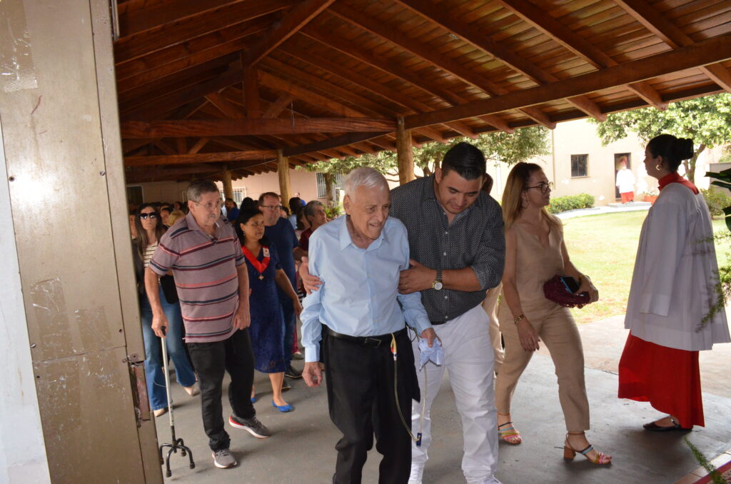 Missa em Ação de Graças pelos 90 anos do Padre Wilbert(Beto)