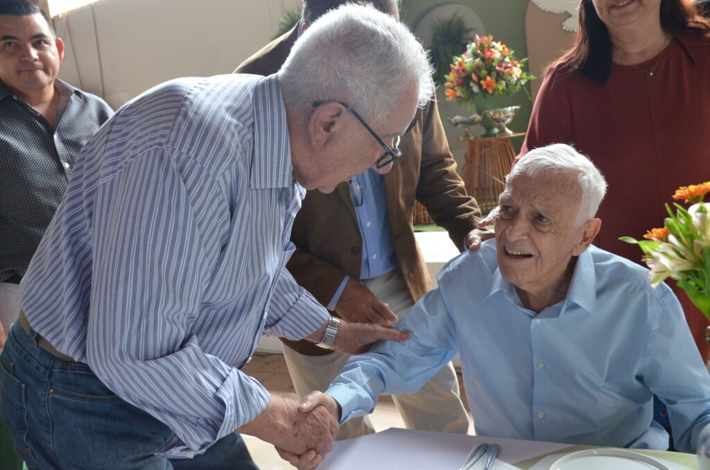 Missa em Ação de Graças pelos 90 anos do Padre Wilbert(Beto)