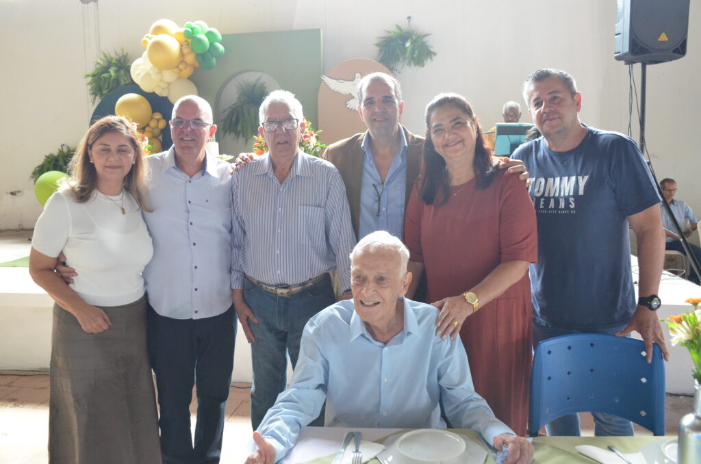 Missa em Ação de Graças pelos 90 anos do Padre Wilbert(Beto)