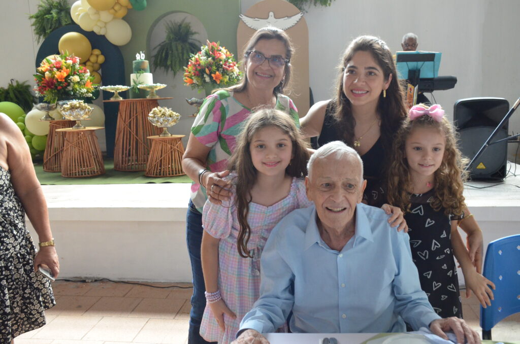 Missa em Ação de Graças pelos 90 anos do Padre Wilbert(Beto)