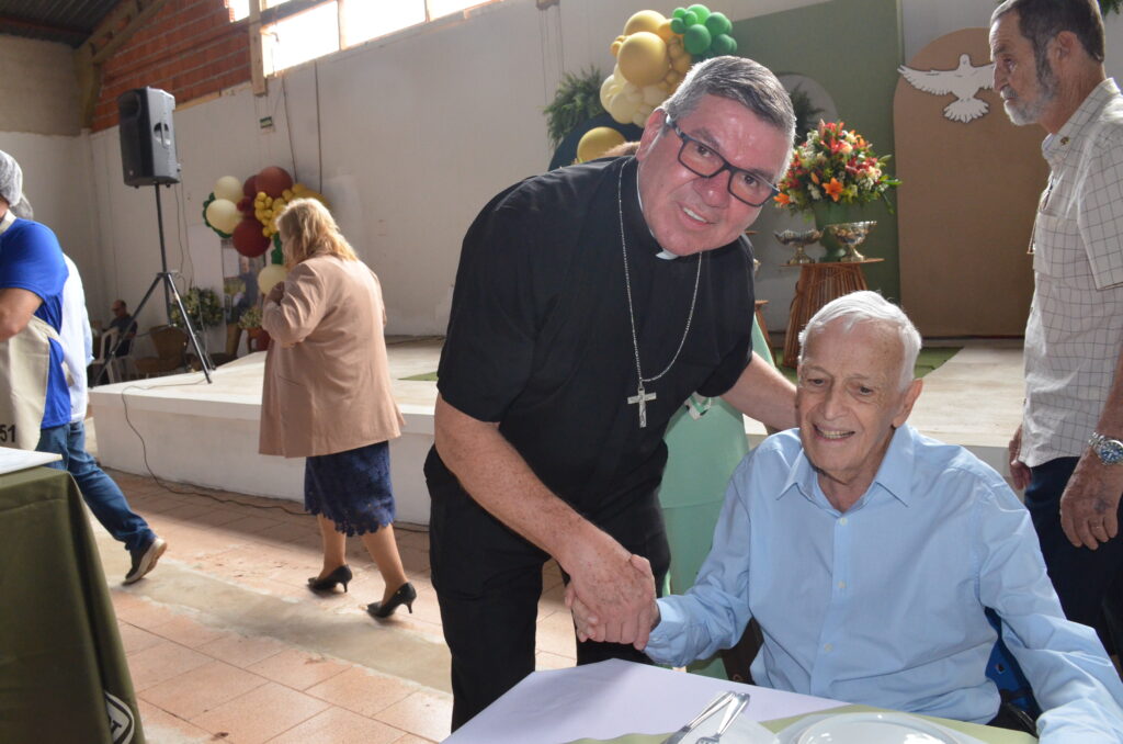 Missa em Ação de Graças pelos 90 anos do Padre Wilbert(Beto)