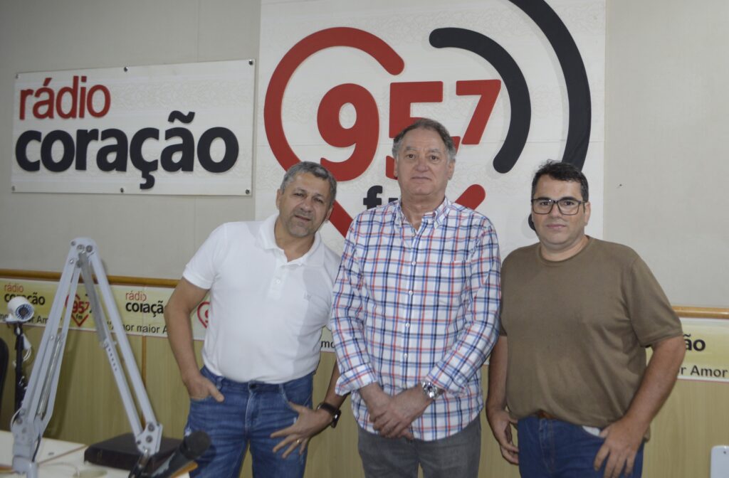 Mauro Alcântara, diretor da Grande FM visita Rádio Coração