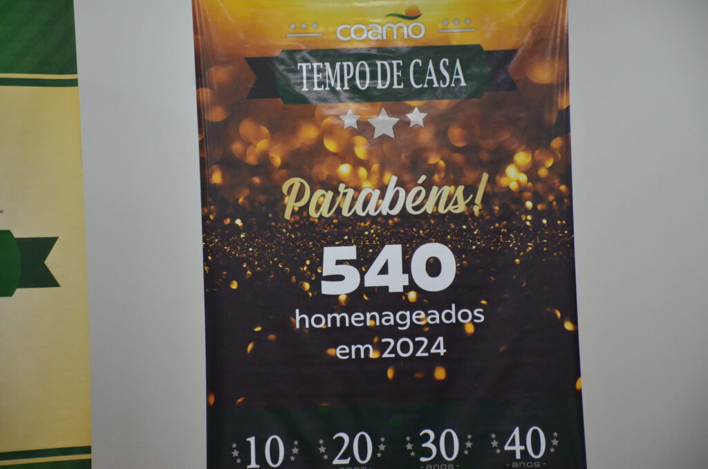 Tempo de Casa: COAMO presta homenagem aos seus funcionários