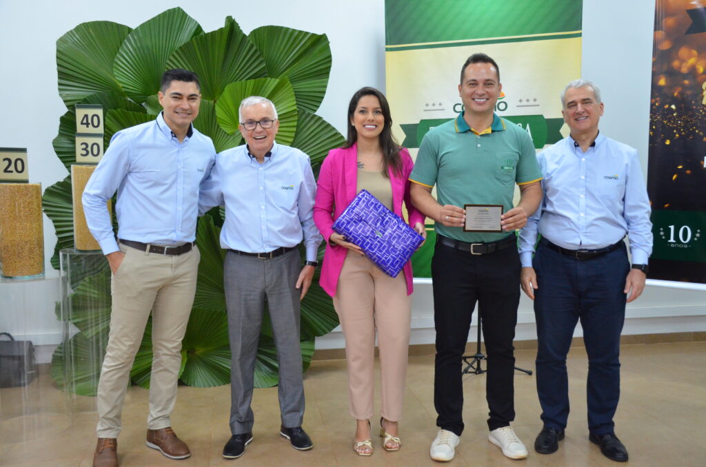 Tempo de Casa: COAMO presta homenagem aos seus funcionários