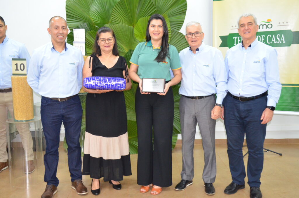 Tempo de Casa: COAMO presta homenagem aos seus funcionários