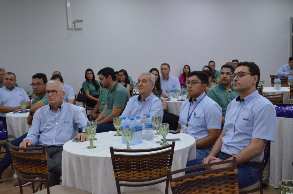 Tempo de Casa: COAMO presta homenagem aos seus funcionários