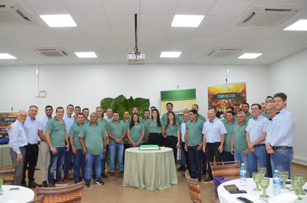 Tempo de Casa: COAMO presta homenagem aos seus funcionários